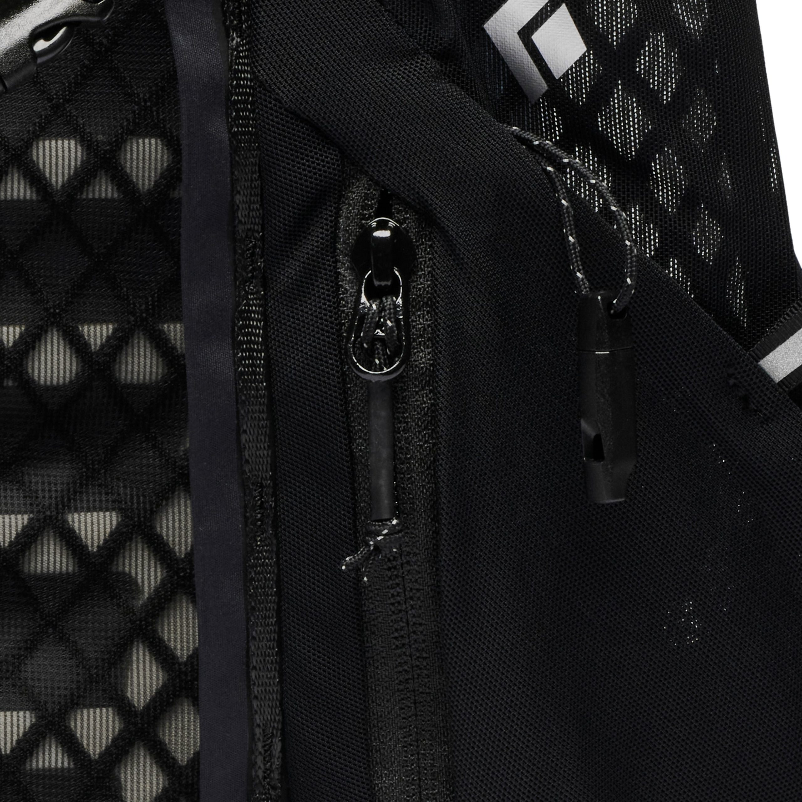 Women's Distance 22 Backpack - Image 19